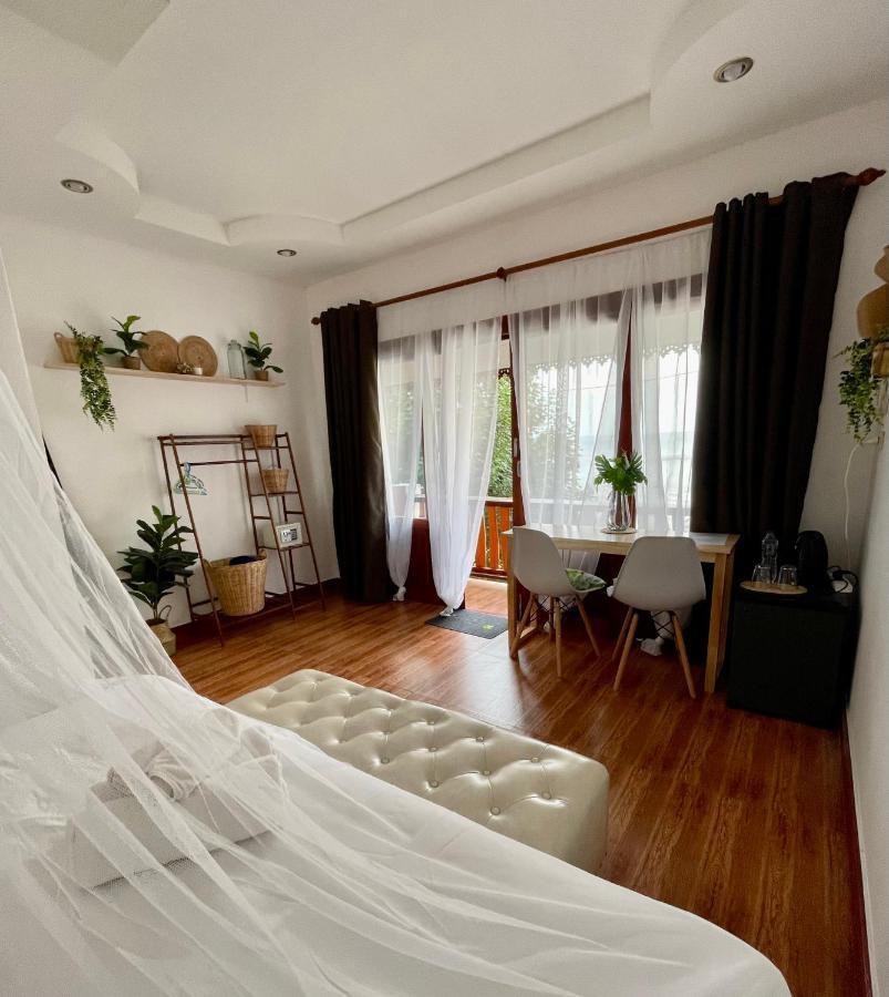 Secret Place Hotel And Restaurant Hatjau Kültér fotó