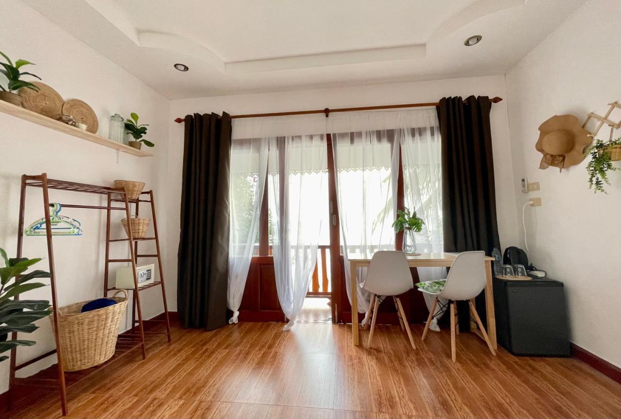 Secret Place Hotel And Restaurant Hatjau Kültér fotó