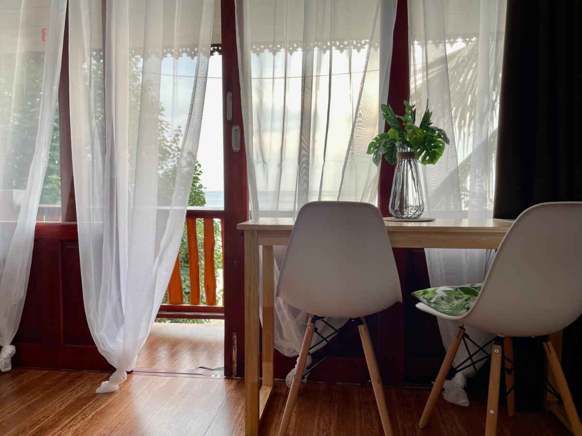 Secret Place Hotel And Restaurant Hatjau Kültér fotó